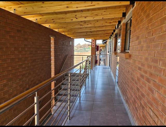 2 BEDROOM APARTMENT FOR SALE IN OLYMPUS AH